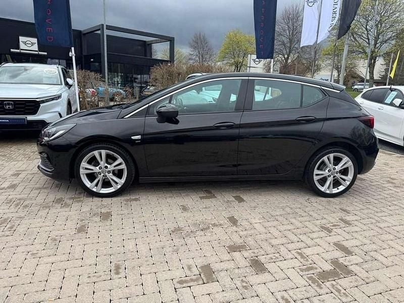 Used Vauxhall Astra SRi 147 HP (108 kW) 2018 Black Hatchback