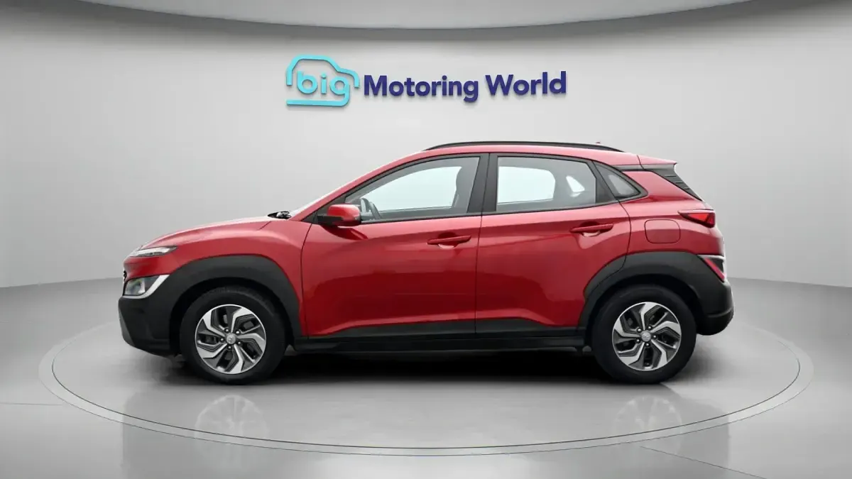 Used Hyundai Kona SE 195 HP (143 kW) 2022 Red SUV