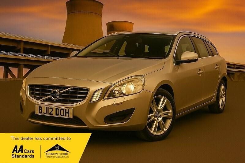 Gold Used 2012 Volvo V60 SE Estate | £4,690 (Good price) - Image 1/3