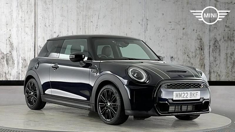 Used Mini Cooper S Exclusive 176 HP (129 kW) 2022 Blue/black Hatchback