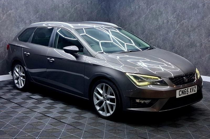 Begagnad Seat Leon FR 2015 Grå Kombi