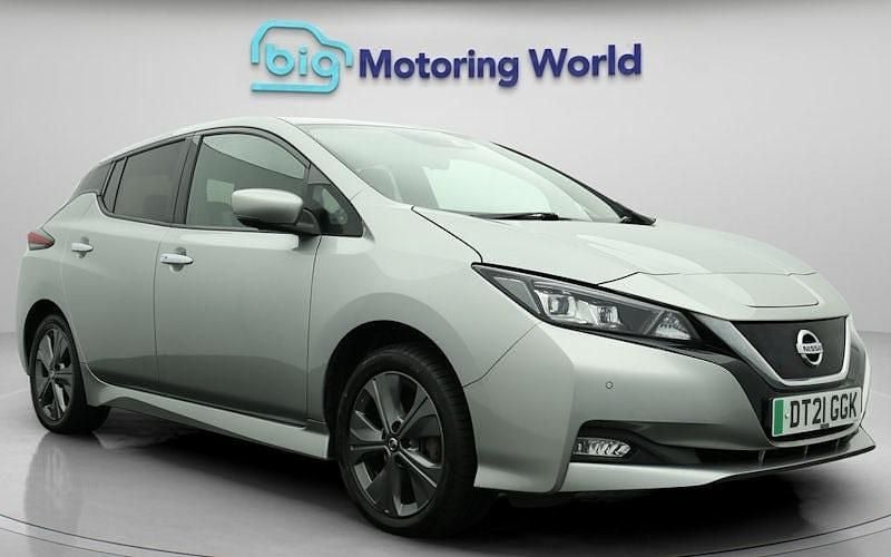 Used 2021 Nissan Leaf Tekna Hatchback | £11,100 (Fair price) - Image 1/4