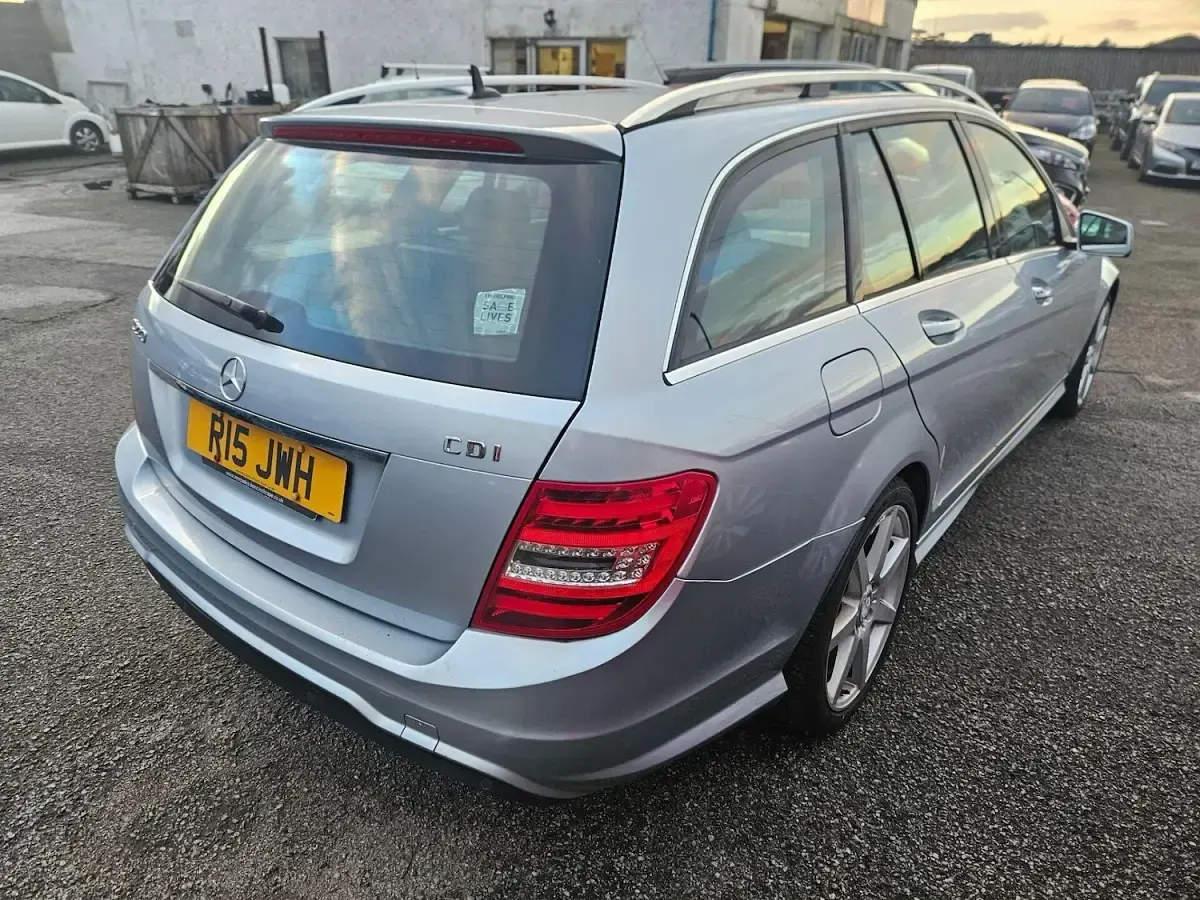 Used Mercedes C220 AMG 167 HP (122 kW) 2012 Silver Estate