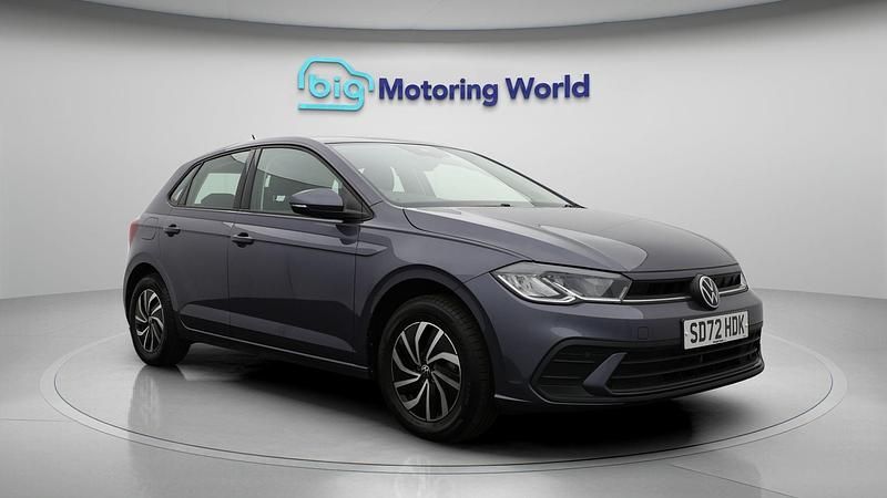 Begagnad VW Polo S 79 HK (58 kW) 2022 Grå Halvkombi