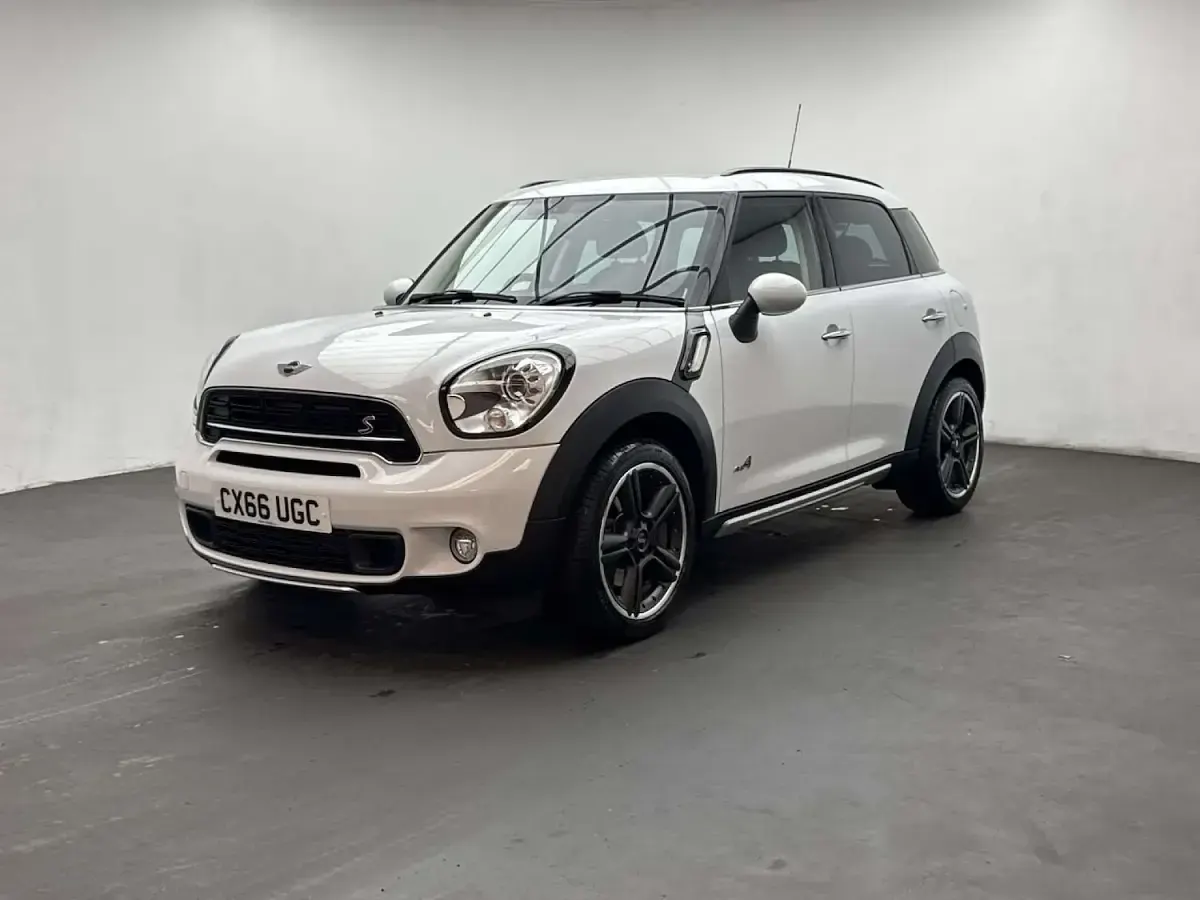 Used Mini Cooper S Countryman 2016 White SUV