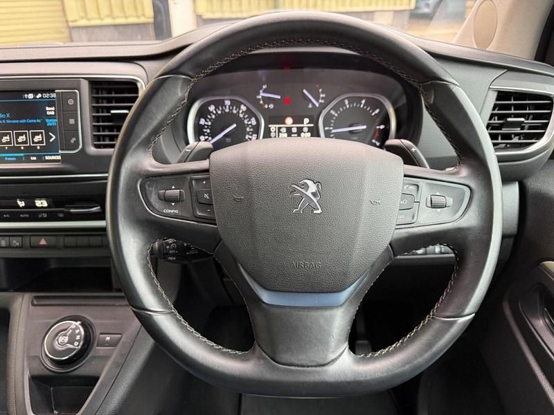 Used Peugeot Traveller Allure 175 HP (128 kW) 2021 Grey MPV