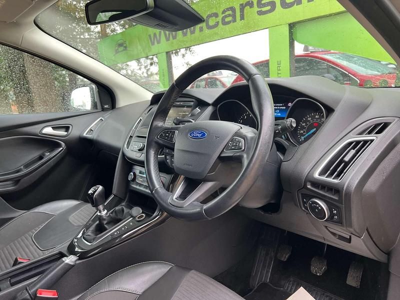 Used Ford Focus Titanium X 182 HP (133 kW) 2016 Silver Hatchback