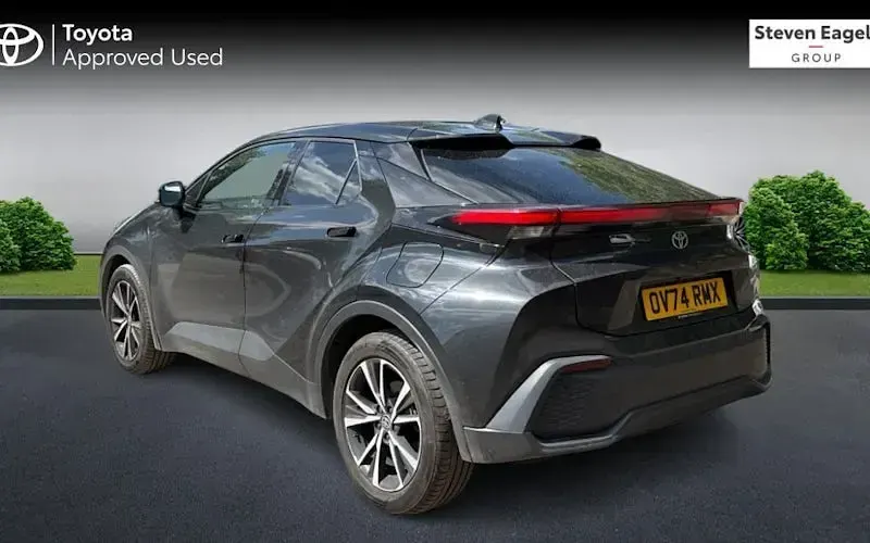 Used Toyota C-HR Design 223 HP (164 kW) 2026 SUV