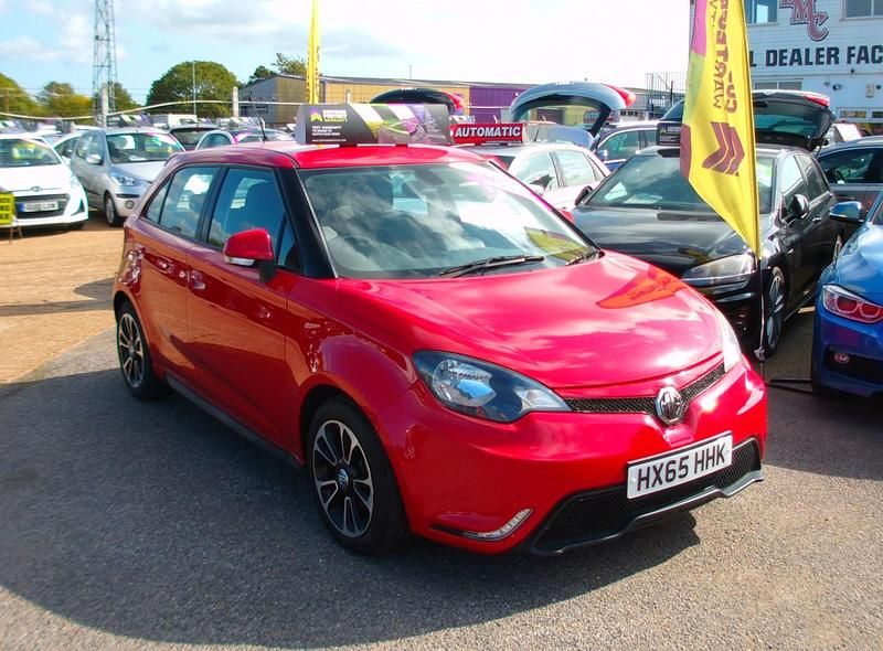 Red Used 2017 MG MG3 Hatchback | £4,995 (Fair price) - Image 1/4