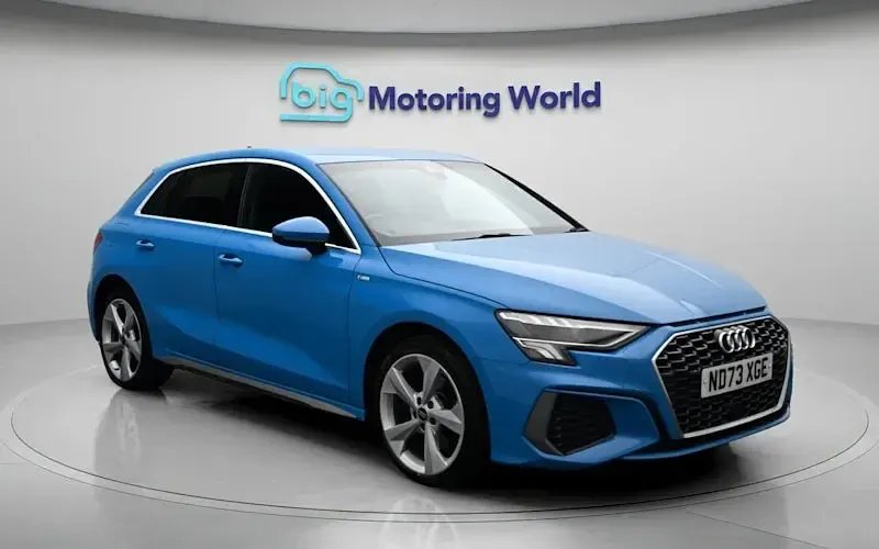 Used Audi A3 Sportback e-tron S-Line 204 HP (150 kW) 2025 Hatchback