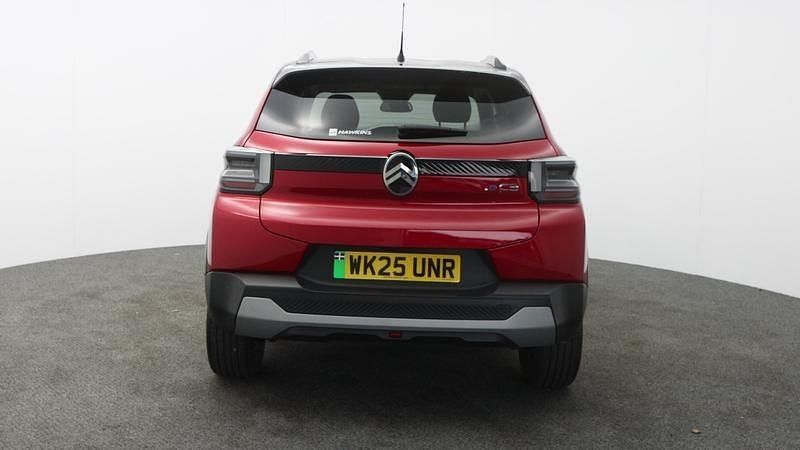 Used Citroën e-C3 83 kW (113 HP) 2025 Red Hatchback