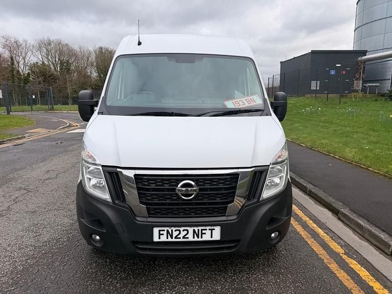 Used Nissan Interstar Tekna 150 HP (110 kW) 2022 White Van