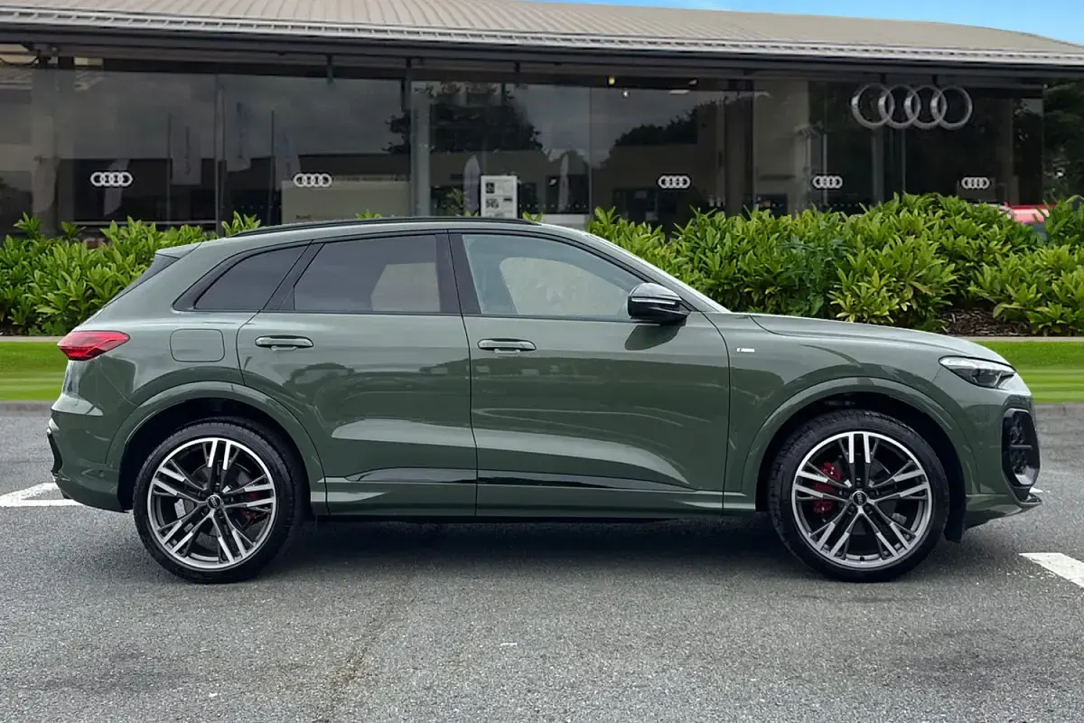 Used Audi Q5 Performance 204 HP (150 kW) 2026 Green SUV