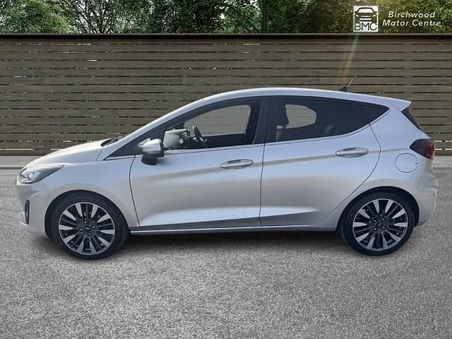 Usado Ford Fiesta Titanium X 125 HP (91 kW) 2023 Prateado Citadino