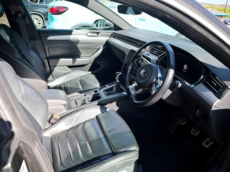 Begagnad VW Arteon R-line 2020 Grå Halvkombi