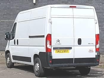 Image 2/4