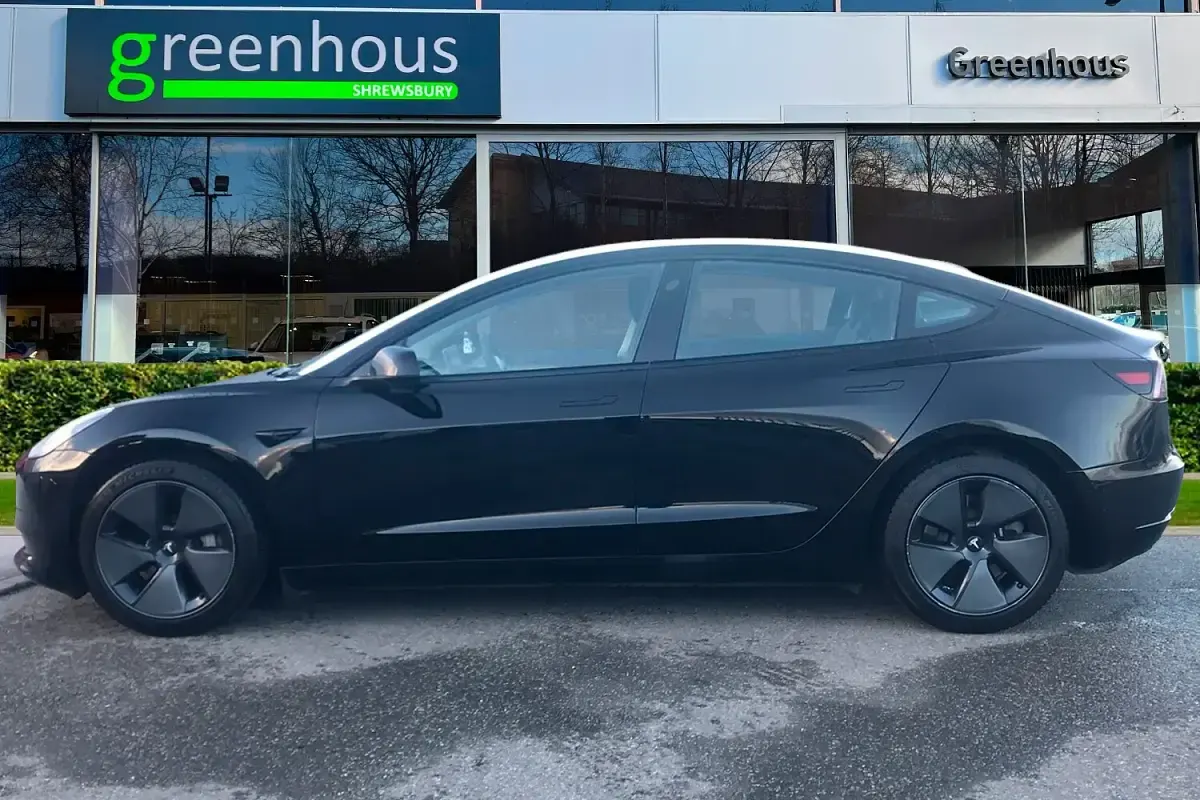 Used Tesla Model 3 Standard Range 208 kW (283 HP) 2021 Sedan