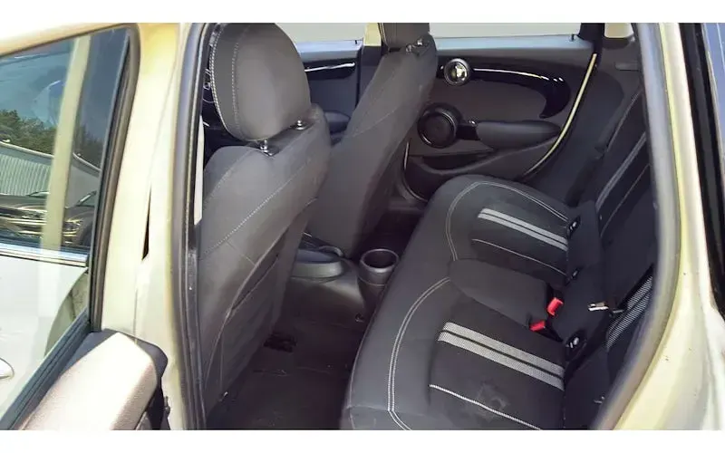 Used Mini Cooper S Classic 192 HP (141 kW) 2019 White Hatchback
