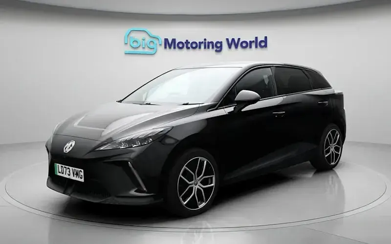 Usado MG MG4 EV Trophy 150 kW (204 HP) 2025 Citadino