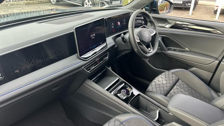 Used VW Tiguan R-line 272 HP (200 kW) 2025 Blue SUV