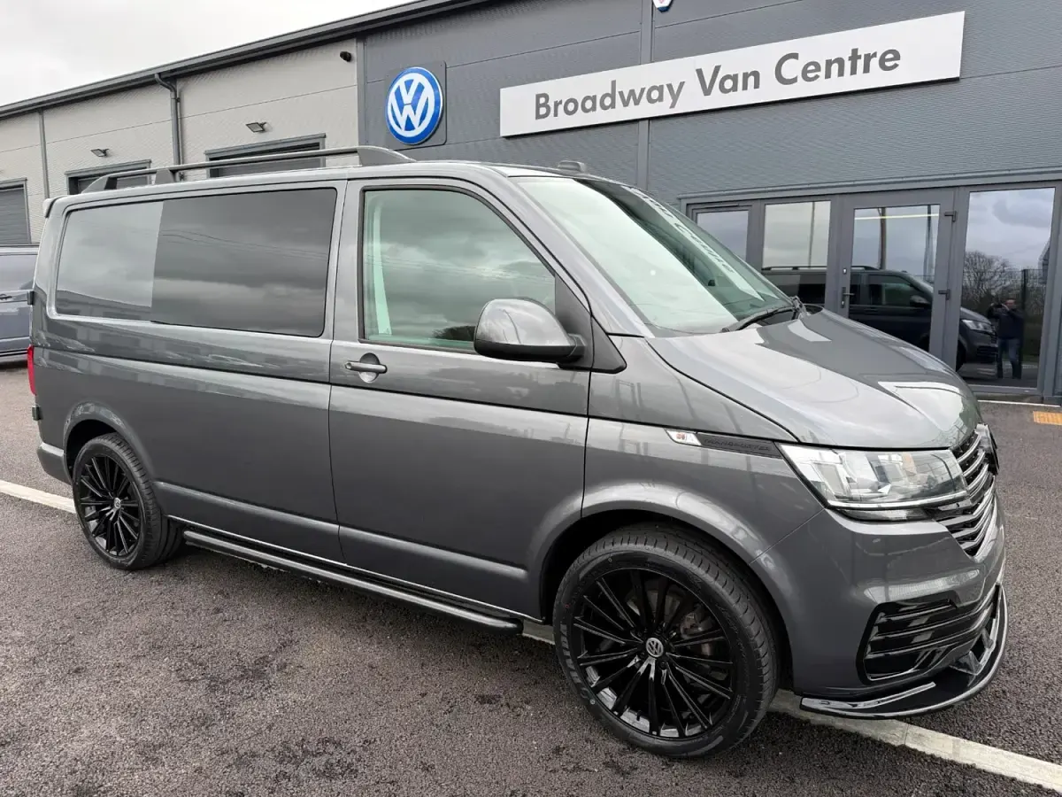 Używany VW Transporter Startline 2024 Szary Van