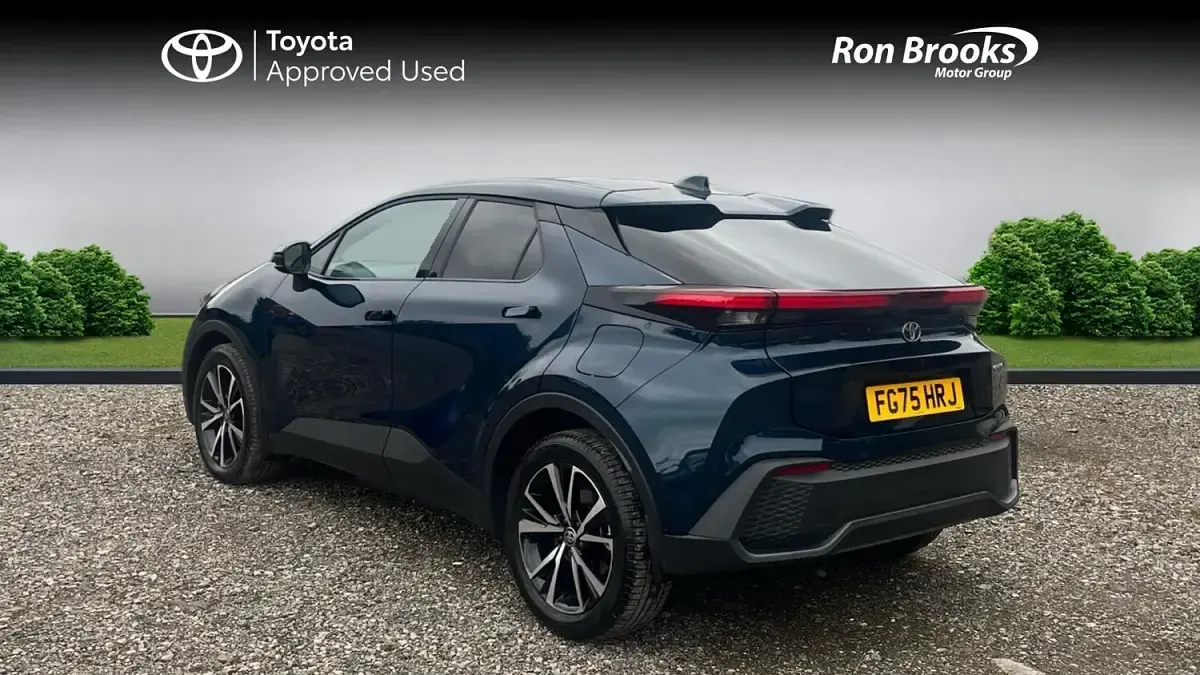 Used Toyota C-HR Design 2025 Blue SUV