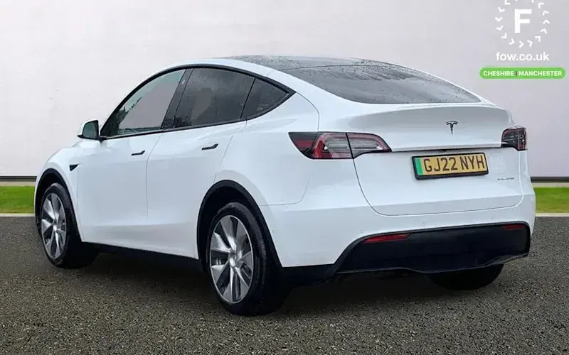 Used Tesla Model Y Long Range AWD 286 kW (389 HP) 2025 SUV
