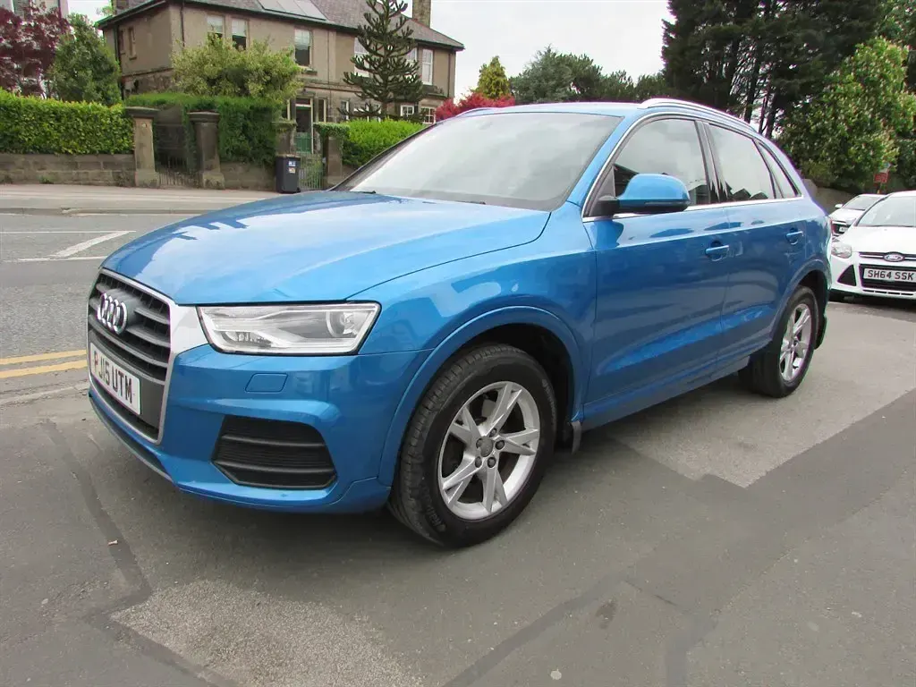 Używany Audi Q3 Business 150 KM (110 kW) 2015 Niebieski SUV