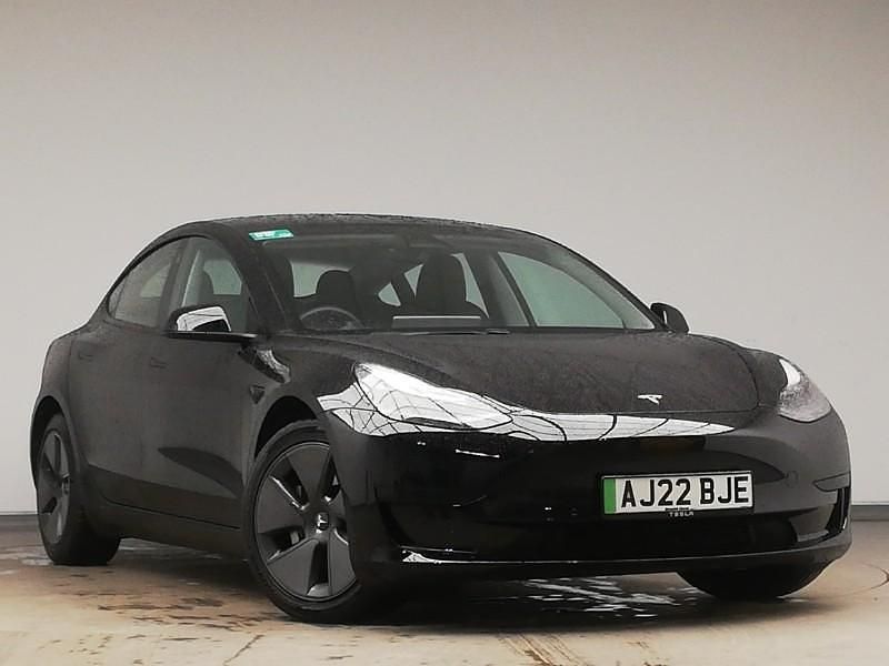 Black Used 2022 Tesla Model 3 RWD Sedan | £21,498 (A bit pricey) - Image 1/4