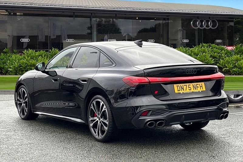 Used Audi S5 Advanced 367 HP (269 kW) 2025 Black Estate