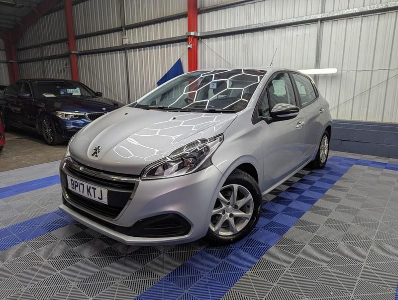 Used Peugeot 208 Active 2017 Silver Hatchback