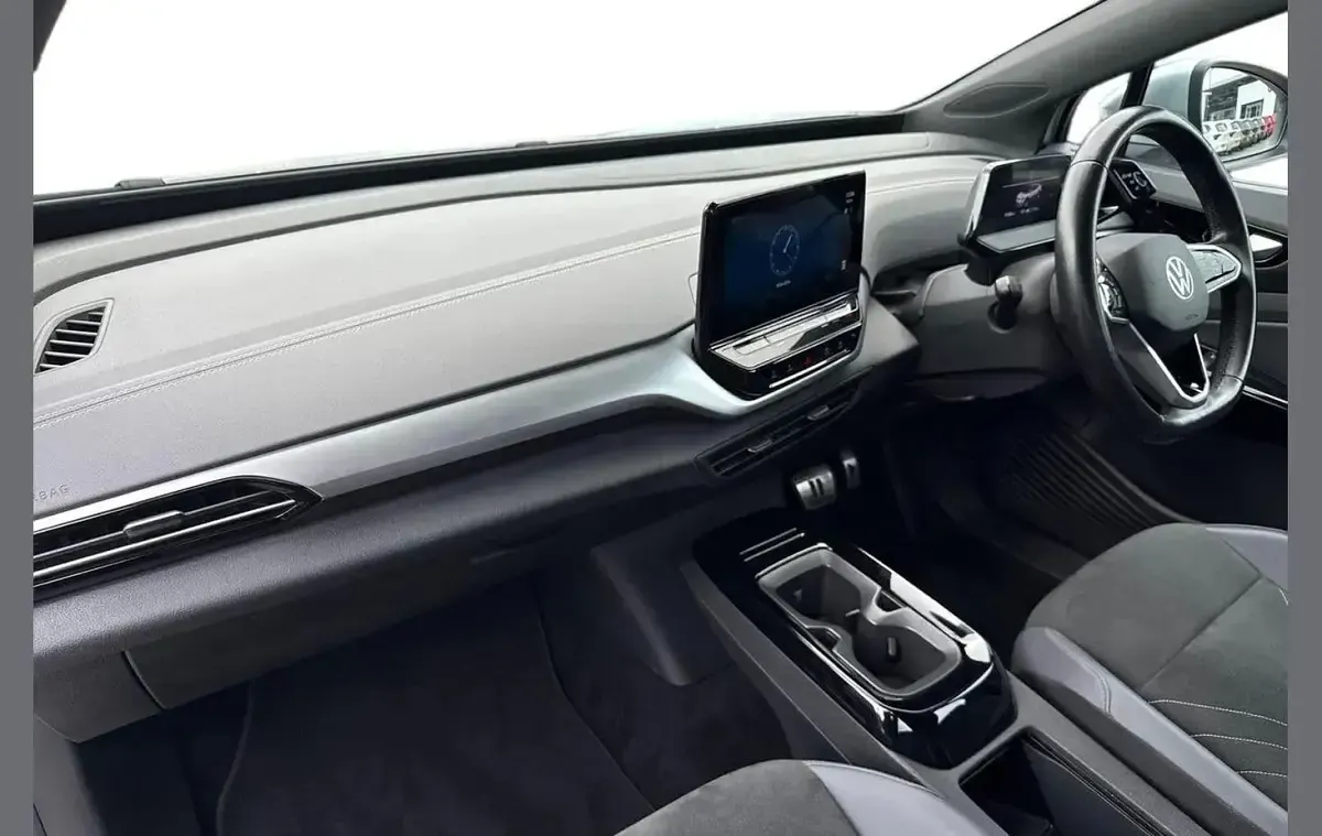 Used VW ID.4 Pure 108 kW (148 HP) 2023 Silver SUV