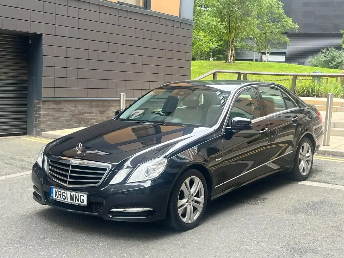 Used Mercedes E250 Avantgarde 2012 Black Sedan