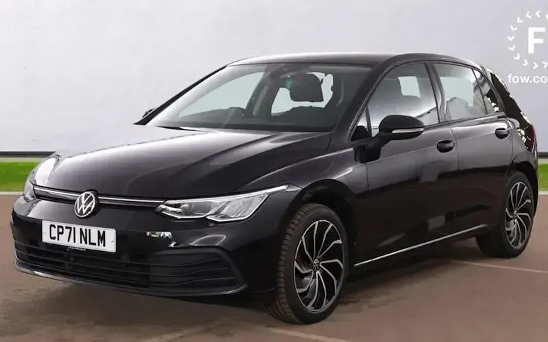 Used VW Golf VIII Life 150 HP (110 kW) 2022 Black Hatchback