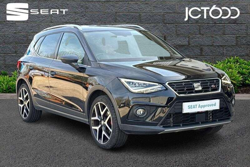 Black Used 2021 Seat Arona FR SUV | £13,394 (Fair price) - Image 1/4