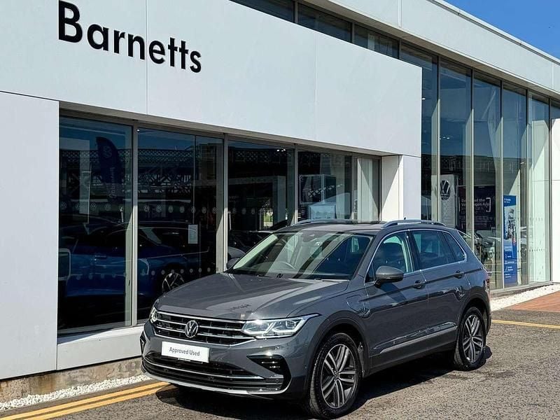 Grey Used 2023 VW Tiguan Elegance SUV | £28,900 (Fair price) - Image 1/4