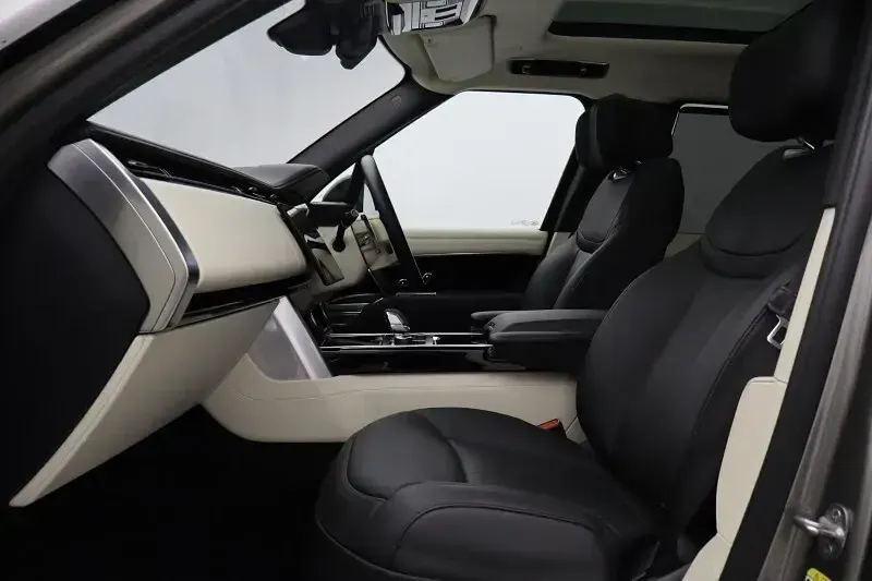 Used Land Rover Range Rover Autobiography 523 HP (384 kW) 2022 Silver SUV
