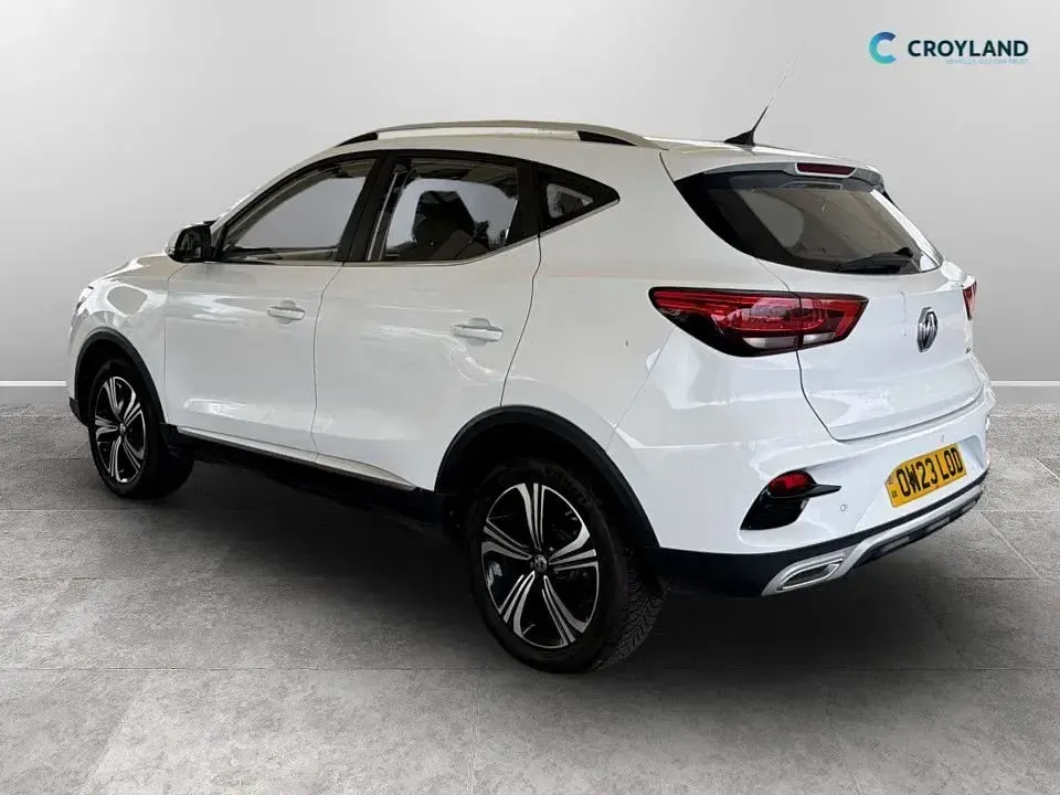 Used MG ZS Excite 106 HP (77 kW) 2023 White SUV
