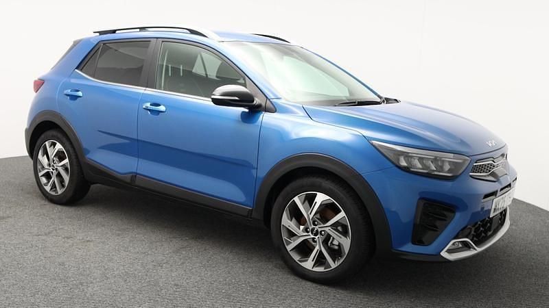 Blue New 2025 Kia Stonic GT-Line S SUV | £22,995 (Fair price) - Image 1/4