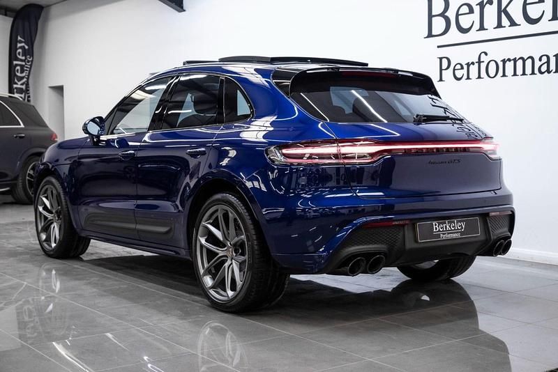 Used Porsche Macan 440 HP (323 kW) 2023 Blue SUV