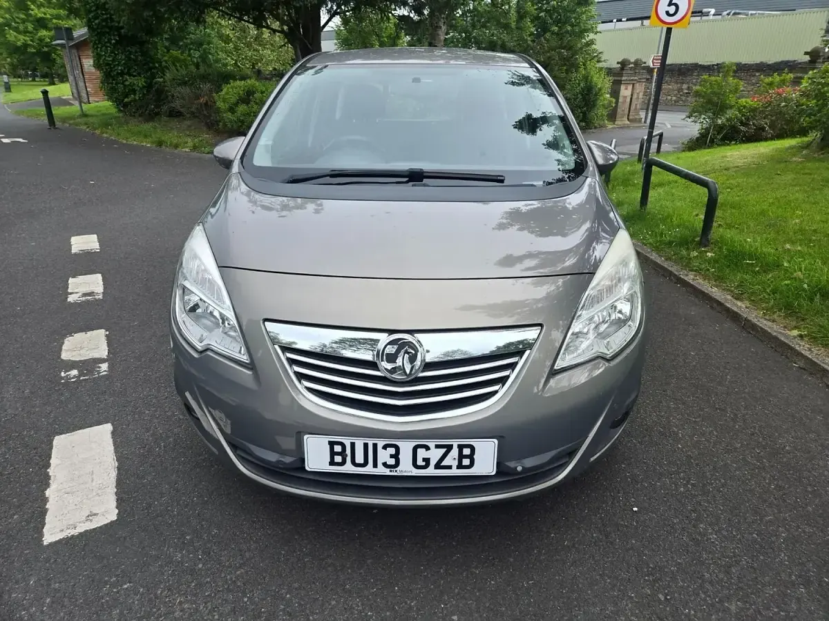 Used Vauxhall Meriva 2013 Brown MPV