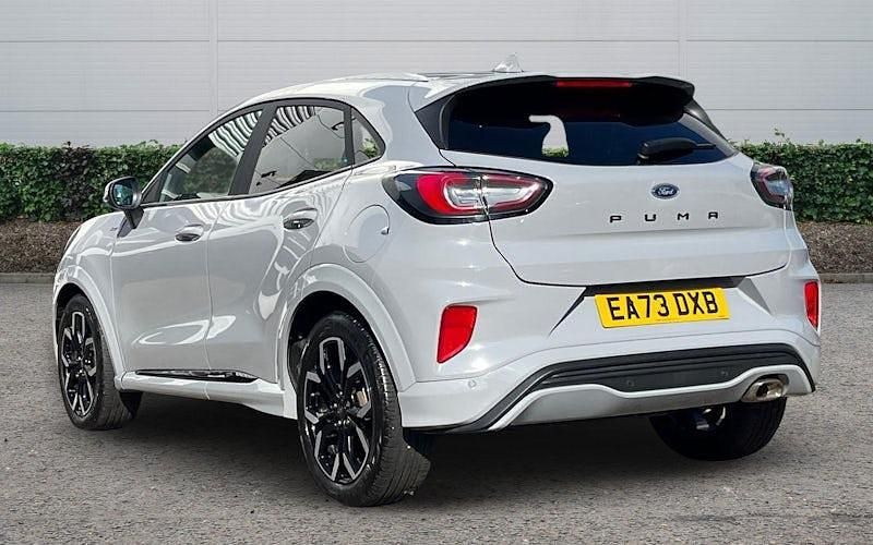 Begagnad Ford Puma ST-Line X 155 HK (114 kW) 2023 Grå SUV