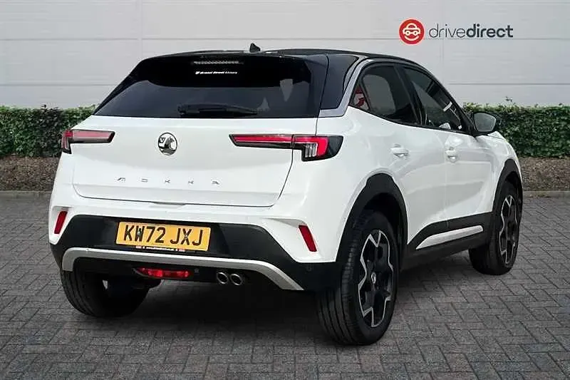 Second-hand Vauxhall Mokka Ultimate 130 CP (95 kW) 2023 Alb SUV