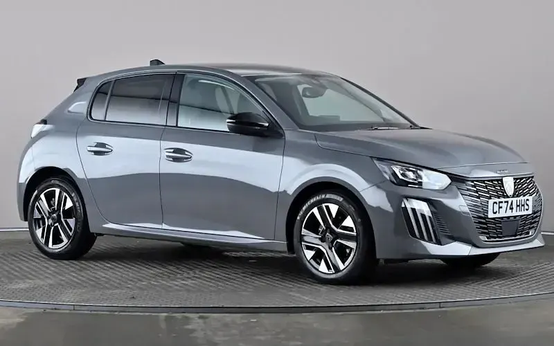 Used Peugeot 208 Allure 101 HP (74 kW) 2024 Hatchback