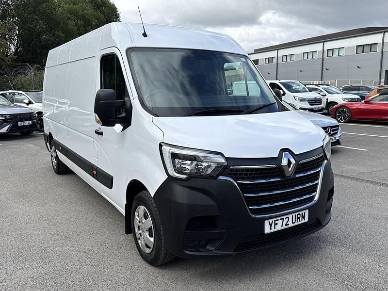 White Used 2023 Renault Master Van | £13,450 (Super price) - Image 1/1