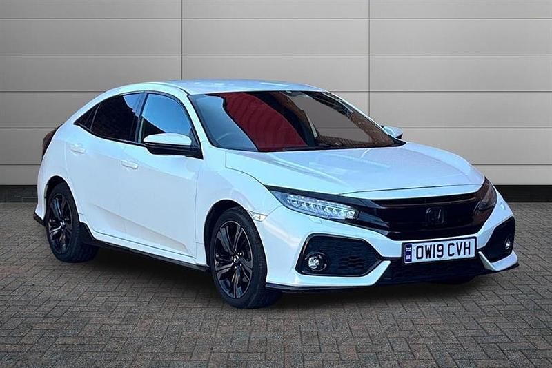 Used Honda Civic Sport 182 HP (133 kW) 2019 White orchid Hatchback