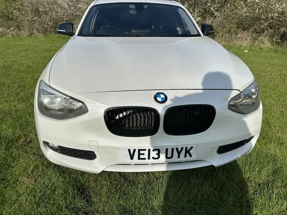 Used BMW 118 Sport Line 2013 White Hatchback