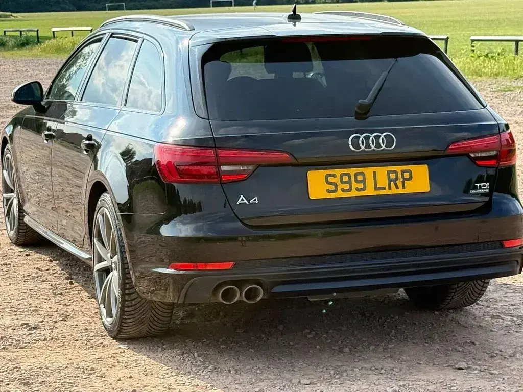 Used Audi A4 S-Line 190 HP (139 kW) 2017 Black Estate