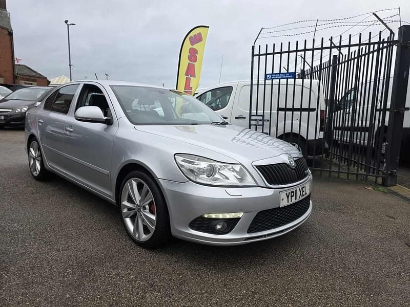 Silver Used 2011 Skoda Octavia vRS Hatchback | £3,475 (A bit pricey) - Image 1/4