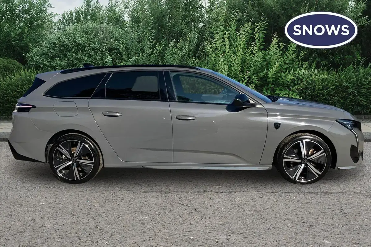Used Peugeot 308 GT 136 HP (100 kW) 2025 Grey